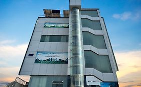 Hotel One Dg Khan